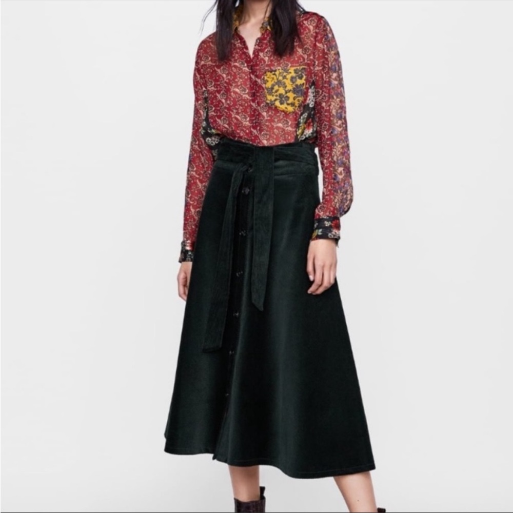Zara Corduroy Hunter Green MIDI Skirt